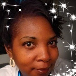 Meet your Posher, Valarie